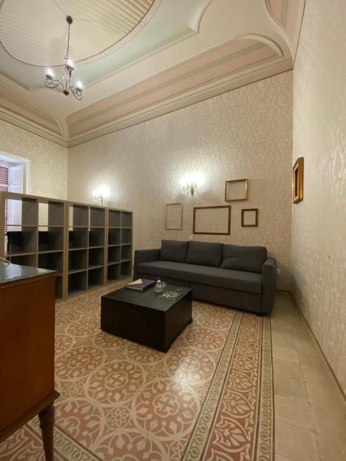 Il Gallo Di Eracle - Charming Suites & Rooms Termini Imerese Ngoại thất bức ảnh